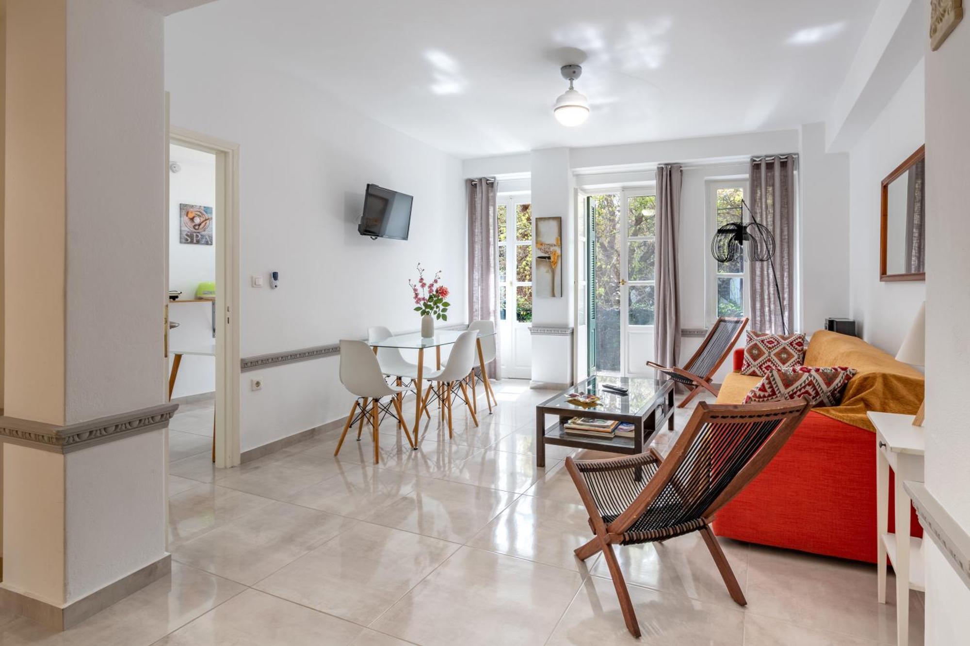 Psiri Gem From In Vivo Apartments- Spacious 1St Floor Apartment With Balcony In Athens' Historic Center Ngoại thất bức ảnh