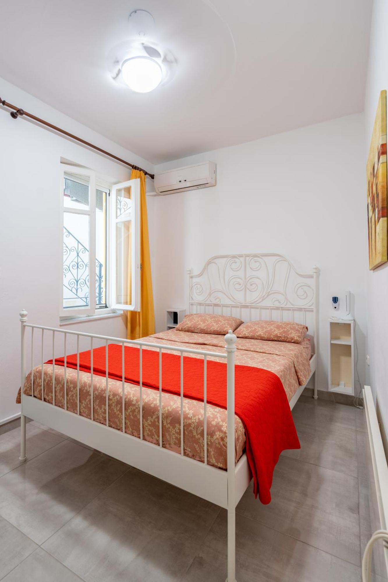 Psiri Gem From In Vivo Apartments- Spacious 1St Floor Apartment With Balcony In Athens' Historic Center Ngoại thất bức ảnh